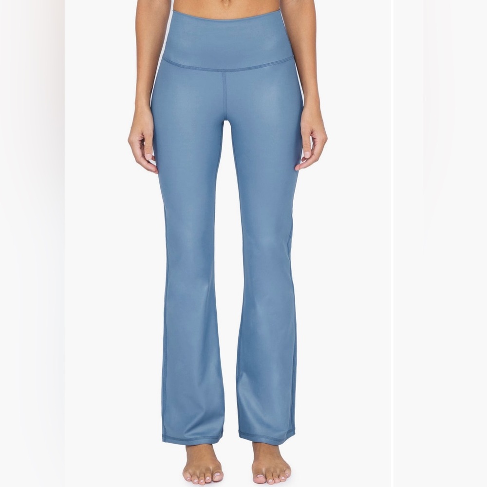 NWT Large Blue 90 Degree By Reflex faux leather yoga pants